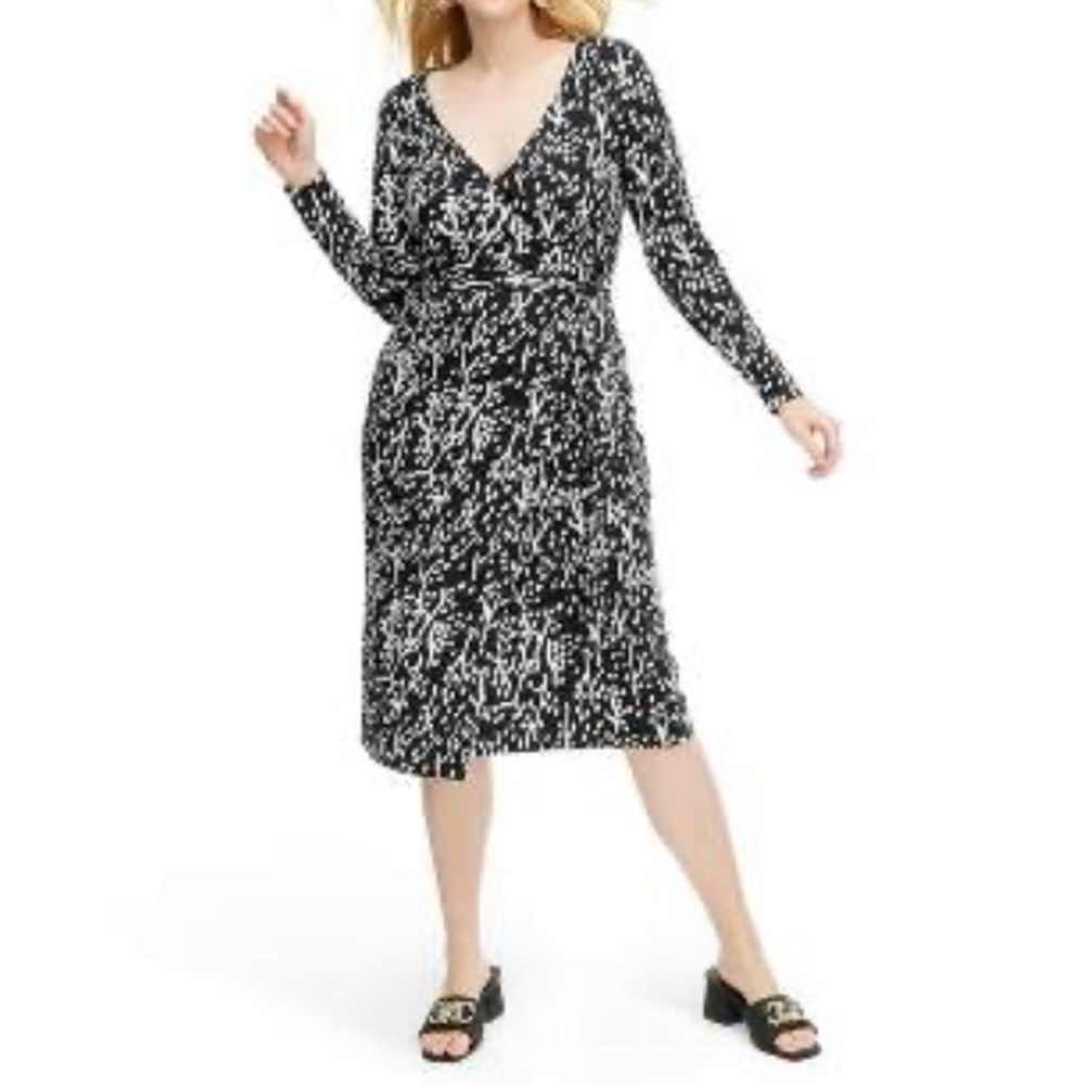 Women's Long Sleeve Midi Sea Spots Black
Wrap Dress - DVF ‼️‼️ - Picture 5 of 7